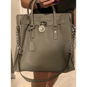 Grey Michael Kors big tote perfect condition